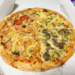 【実食レポート】日本各地こだわりの夏の食材が1枚のピザに集結！ドミノ・ピザ『夏のクワトロ・産直ドミノ』期間限定発売中